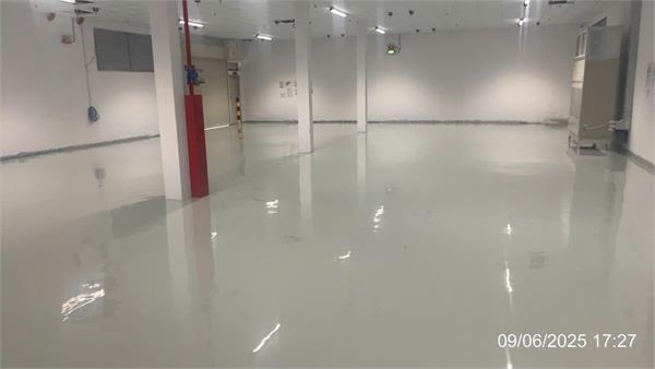 Thi công sơn epoxy cho sàn nhà kho tại MKHC